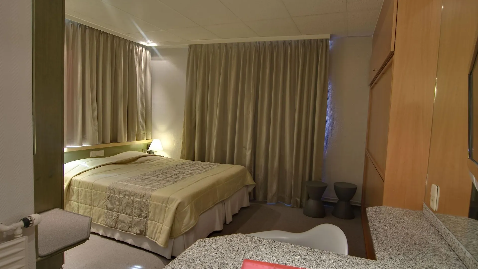 ***  Hotel Glenmore Ostend Belgium